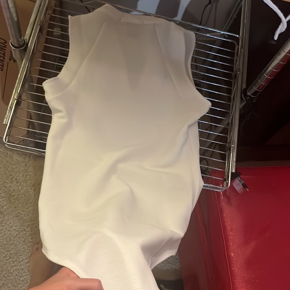 White ribbed tank bodysuit doubles as top snap enclosure NWT never worn - Picture 3 of 7
